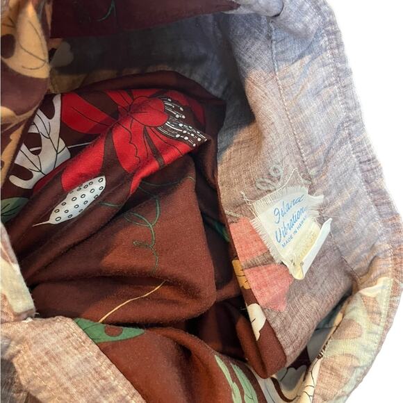 Island Vibrations, Made in Hawaii Islander Tropical 3/4 Luau Hawaiian shirt - Picture 11 of 16